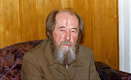 Писатель Александр Солженицын. 